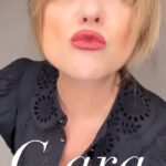 Araceli González Instagram - Esta semana @araceliweb se viste de colorado! Nuestro nuevo lanzamiento de este color que amo y es tan cuestionado a la hora de ponerlo! Personalidad, actitud, pasión y frescura hace que puedas lucirlo! Se fiel a vos! Sabe cómo usarlo. Mostraremos varios makeups con estos tonos para que puedas elegirlos! Quererse es muy #araceliweb @g.aracosmetics by @araceligonzalez67 #gara #garacosmetics #garalabiales #labiales #lip #lipstick #semimate #acidohialuronico Showroom Delgado 1324, Belgrano Martes a sábados 10;30 hs a 18:00 hs Te esperamos 🤩👋 Araceliweb.com Entregamos a todo el Pais 0podes encontrar nuestros productos también en @dfsatlanticosurrg @dfsatlanticosurush @bellezatotalar @bellezatotalofficia Neuquén y Cordoba #comingsoon
