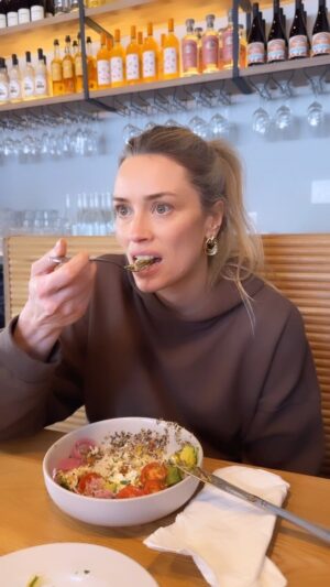 Arielle Vandenberg Instagram - Have you ever had breakfast this close to a butthole before?
