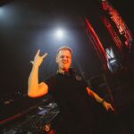 Armin van Buuren Instagram - Just finished another crazy mini tour going from Australia 🇦🇺 to Hong Kong 🇭🇰 and then finishing it in Thailand 🇹🇭 Here’s a little recap 🔥 Can’t wait to play @ultraperu & @ultrachile this weekend!