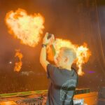 Armin van Buuren Instagram - Thank you @ultraaustralia 🤯🇦🇺 This has been one for the books 👊🏻 Now back on the road - Who’s joining me in Hong Kong for @creamfieldshk today? 🔥