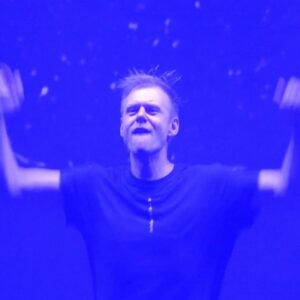 Armin van Buuren Instagram - Surprise! My set from @untoldfestivaldubai is live right now on my YouTube 🔥 Tested a lot of new IDs in this one, so go and find them all 👀