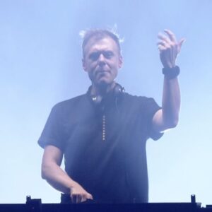 Armin van Buuren Instagram - Surprise! My set from @untoldfestivaldubai is live right now on my YouTube 🔥 Tested a lot of new IDs in this one, so go and find them all 👀
