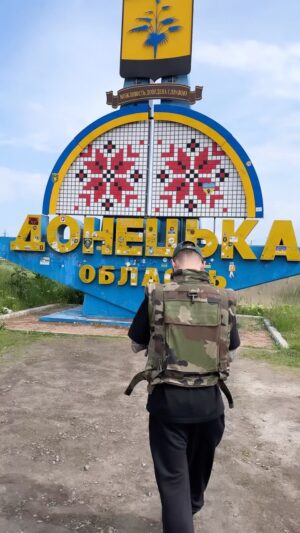 Artem Pyvovarov Instagram - Команда нашого фонду «Я повертаюсь знов додому» ✊🏻 знову на Донеччині 🇺🇦