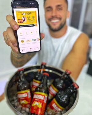 Arthur Picoli Instagram - O que você faria com R$ 100 mil no bolso?

Que tal ser o herói do rolê, como eu, e ainda concorrer a prêmios? A cada 30 reais em garrafas retornáveis @ambev no @zedelivery, você pode se cadastrar no site da promoção e concorrer a até 100 mil reais e 20 mil prêmios instantâneos!

Agora me conta aí qual retornável você escolhe pra hoje? E o que você faria com esse super prêmio?

*Válido para garrafas de 300ml e 1L

#GarrafasRetornáveisAmbev # ZeroisDoRole #BebaComModeração #Publi