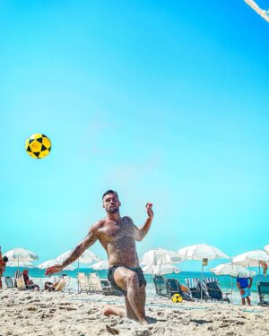 Arthur Picoli Instagram - Sábado de sol no RJ 🙏🏻❤️🍀