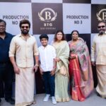 Arun Vijay Instagram - Excited to join hands with @arunvijayno1 for #AV36 - #BTG Production No. 3. Glad to start off with a pooja on this auspicious day. Here are the pictures! @arunvijayno1 #Thirukumaran @btguniversalofficial @bobbyvinodb @manojbeno @siddhi_idnani @itstanya_official @officialbalakrish @samcsmusic @tijo_tomy_ @aarun666 @johnvijayofficial @loosemada_yogi @pc.stunts.prabu_ @editoranthonyofficial @kiruthikhasekar @iambobbyantony @Monesh_H @viveka_lyricist @karthiknetha_official @teamaimpro