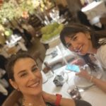 Arzum Onan Instagram - Act Contemporary vesilesiyle gittiğimiz Milano’da bolca sanat, yemek, ve gezmeyle geçen uzun bir dump serisi olsun 💫