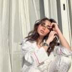 Asawer Ezzat Instagram - ‏يابَخت الي مبياخدِش كُل حاجة على اعصابهُ .