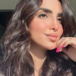 Asawer Ezzat Instagram - ‏يابَخت الي مبياخدِش كُل حاجة على اعصابهُ .