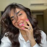 Asawer Ezzat Instagram - الشغلات الحلوه بداخلنه مراح يغيرها الاشخاص راح نبقى حلوين من الداخل ❣️