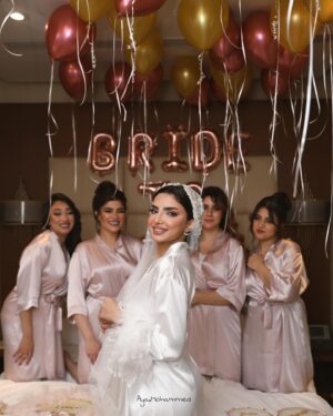 Asawer Ezzat Instagram - Bridal shower 
📸 @aya.mohammedph 
تزين البرايد @lamor.events 
@rosellabride الروب من ❤️
ميكب @shishi.safaa 
شعر @yousef_salam1