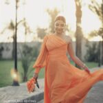 Asawer Ezzat Instagram - اخر منشور ويه البرتقالي بس علاوي ابدع بي شكرا كلش @ali_bonsher والاغنيه الحلوه الي احبه كلش مبدعه بكلشي حبيبة قلبي @rahmariadh