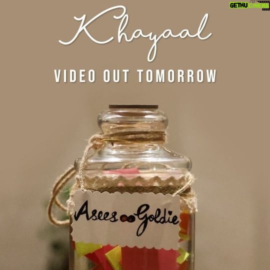 Asees Kaur Instagram - Let your thoughts get away to the beats of #Khayaal. @aseeskaurmusic @goldiesohel @artistefirst @bombay_kalakaar @ebc_originals #Khayaal #GoldieSohel #AseesKaur #RawEmotions #newrelease #artistefirst