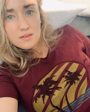 Ashley Johnson Thumbnail - 157.2K Likes - Top Liked Instagram Posts and Photos