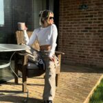 Ashley Roberts Instagram - Bank hols 🐣
