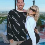 Ashley Roberts Instagram - 💔🕊️Cant believe we’ve had to say good bye. Our handsome TJ. I’ll remember your kindness, those beautiful brown eyes, your big heart, your insane cooking skills (those meatballs 🤤)and how you and Bobby always opened your gorgeous home to me. We’ve been friends for so long. Wish this wasn’t true. May you rest in peace dear friend. Spread those wings angel. You will be forever loved. So sorry @bobbynewberry my heart breaks for you. Love you so much Swiss. You’re not alone. 🙏🏼