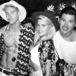 Ashley Roberts Instagram - 💔🕊️Cant believe we’ve had to say good bye. Our handsome TJ. I’ll remember your kindness, those beautiful brown eyes, your big heart, your insane cooking skills (those meatballs 🤤)and how you and Bobby always opened your gorgeous home to me. We’ve been friends for so long. Wish this wasn’t true. May you rest in peace dear friend. Spread those wings angel. You will be forever loved. So sorry @bobbynewberry my heart breaks for you. Love you so much Swiss. You’re not alone. 🙏🏼