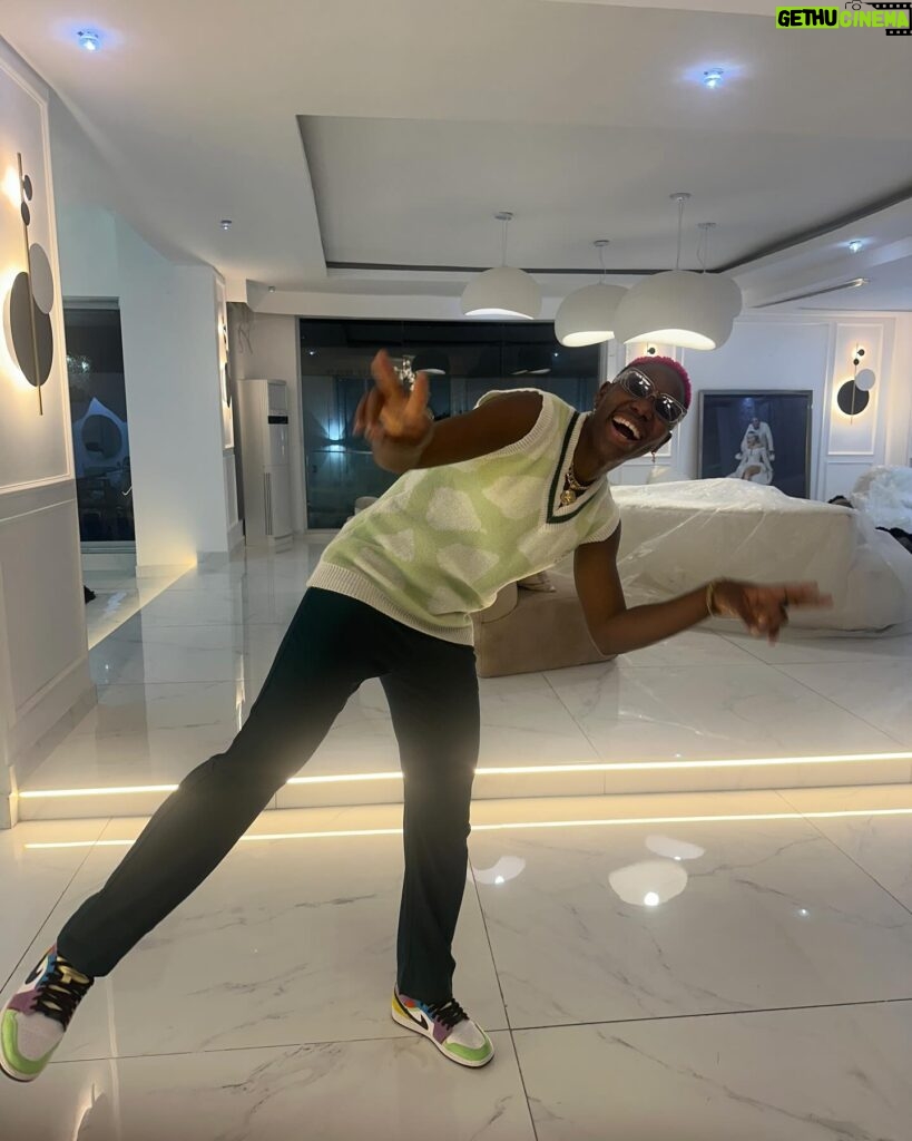 Asisat Oshoala Instagram - 🤟🏾