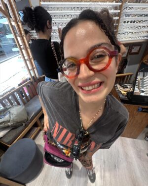 Aslı Bekiroğlu Instagram - Galata'da @ditaoptikvelens 'landık 🤓