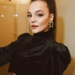 Aslıhan Kapanşahin Instagram - 🤍 Fotoğraf @nadirozkan Styling @busraissik Makyaj @erkanuluc Saç @tolgayldrmhairdesign
