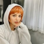 Aslıhan Malbora Instagram - Who is this?!😋