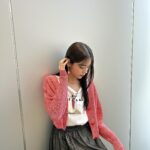 Asuka Kijima Instagram – 今日もお疲れさまです🫶🏻

衣装
cardigan @lilliancarat_official 
skirt,tops @ladymade_official