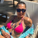 Asuman Dabak Instagram - Sevgi kavanozunun kapağı açık kalınca mı hep gülüyorduk 😜💐💃🏽💃🏽🎈🎈🌈