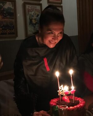 Asuman Dabak Instagram - Bakalım bakalım neler olacakmış yeni yaşımızda…🥳