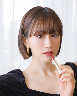 Atsuko Maeda Instagram - .RMK.
4/5発売のデューイーメルトリップカラーのローンチイベント💄
絶妙なくすみ感のカラーバリエーションで発色最高ツヤツヤ潤い、立体感も出してくれる、さらに色落ちしないからもう凄い！

新作リップライナーにも感動しちゃった!使い勝手良すぎで👏

#rmkofficial #PR