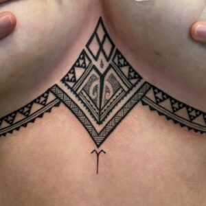 Auli'i Cravalho Instagram - I am so proud and grateful to be carrying this kakau (tattoo); truly feeling more whole. As I spend more and more time away from home, having my Mauna Kea, manu, and nihotaniwha remind me of what really matters. If you know the feeling, the deep cultural knowledge in your na’au (belly) that roots your identity, then you may empathize with just how important this is to me. @renatakarena10, cousin from across the sea, mahalo ā nui for your talent and dedication to this uniquely stunning, hand drawn piece. Every centimeter rich with kauna   manaʻo. Please check out @renatakarena10’s page to see even more kakau, and visit him in NZ!!!! ❤️🙏🏼 Also a quick nod of appreciation to indigenous cousins who publicly wear their kakau and inspire me by doing so: @quannah.rose, @oriinz, @prideofgypsies #KuKiaiMauna