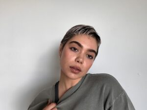 Auli'i Cravalho Instagram - sooo who was gonna tell me androgyny is a superpower