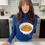 Autumn Calabrese Instagram - Taco night gets a makeover 🌮 with this Cauli-Rice Taco Bowl! Packed with flavor and gut-loving ingredients, every bite is a celebration of deliciousness! Share the flavor with friends and snag the 4 Week Gut Protocol Cookbook. Link in bio! #goodmoodfood #guthealth #4weekgutprotocol