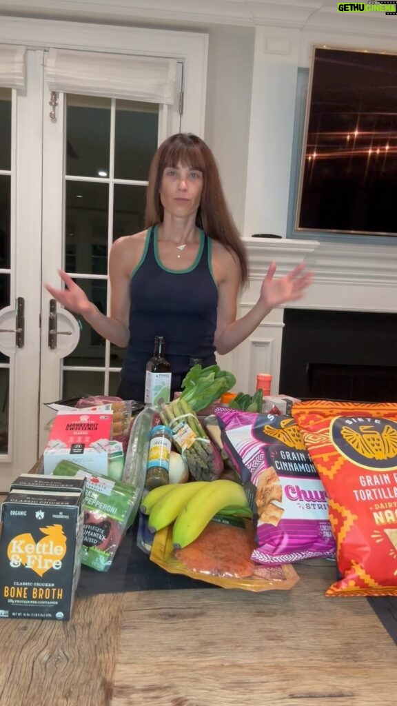Autumn Calabrese Instagram - Grocery haul from last night 🛒🥒🍌🥑🍗🍕 I’ve been in a bad habit of ordering in most of my dinners. While it’s healthy food, it’s still not the same as cooking at home it starts to add up fast! 💰 So I’m challenging myself to make 95% of my meals at home for the next 30 days. I’ll share what I’m making in my stories. I never know exactly what I’m going to be in the mood for so I get a variety of fruits, veggies, protein & carbs that way I can decide what I want the day of & usually have everything on hand that I’ll need to make whatever recipe I choose. Are you taking on the cook at home challenge with me? Drop a 🍳 in the comments if you are. #groceryhaul #homecooking #portionfix #gutprotocol #goodmoodfood