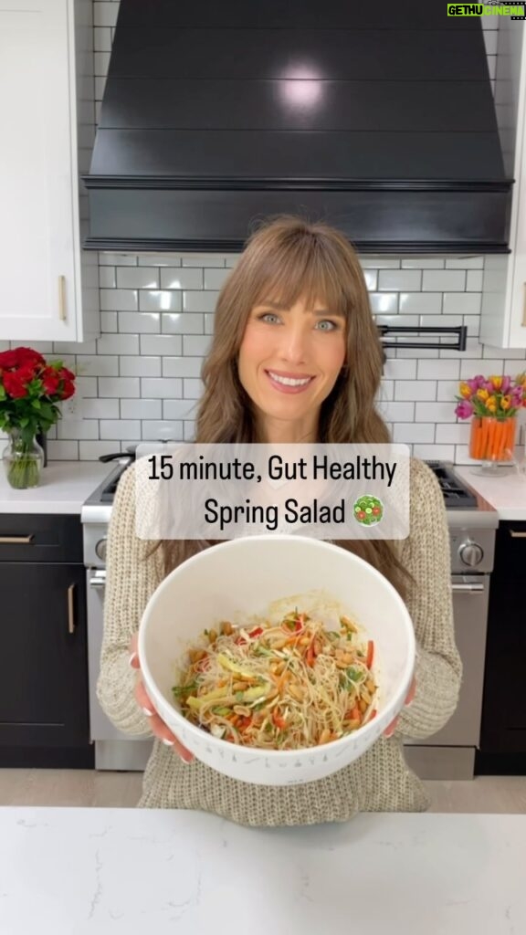 Autumn Calabrese Instagram - Craving the flavors of Spring Rolls? Say hello to your new obsession: Spring Roll Salad! 🥗 Whip it up in just 15 minutes with gut-healthy ingredients. This will be your ultimate go-to salad for the season! Recipe below! Serves: 4 (approx. 1 cup each) Gut Protocol Container Equivalents (per serving): ½ 💚 1 💛 1 💙 1 🧡 Vegan Container Equivalents (per serving): ½ 💚 1 💛B 1 💙 1 🧡 FOR DRESSING: 2 Tbsp. all-natural peanut butter 2 Tbsp. fresh lime juice 2 Tbsp. liquid coconut aminos 1 Tbsp. finely chopped fresh cilantro (coriander leaves) 1 Tbsp. avocado oil 1 Tbsp. honey 2 cloves garlic, finely chopped ¾ tsp. ground ginger ¼ tsp. sea salt (or Himalayan salt) ¼ tsp. crushed red pepper flakes (optional) FOR SALAD: 2 cups / 350 g rice noodles, soaked according to package directions, drained, chilled 1 cup / 45 g coleslaw mix ¼ cup / 15 g shredded carrots ¼ cup / 25 g sliced red bell pepper ¼ cup / 30 g thinly sliced English cucumber 56 unsalted peanuts, chopped 2 Tbsp. thinly sliced green onion 2 Tbsp. roughly chopped fresh cilantro (coriander leaves) To make dressing, add peanut butter, lime juice, coconut aminos, cilantro, oil, honey, garlic, ginger, salt, and red pepper flakes, if desired, to a large mixing bowl; whisk to combine. To make salad, add rice noodles, coleslaw, carrots, bell pepper, cucumber, peanuts, green onion, and cilantro to dressing; toss to combine. Recipe Note: This salad can be served immediately, but I like it better after marinating in the refrigerator for about 15 minutes. #4WeekGutProtocol #4WGP #BODi #SpringRollSalad #balancedmacros #goodmoodfood