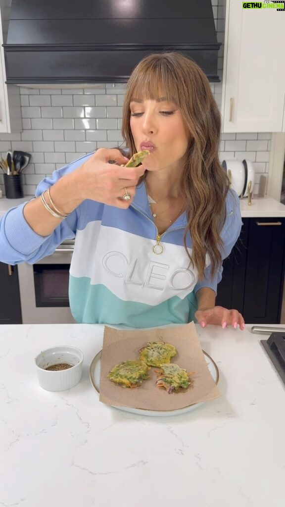 Autumn Calabrese Instagram - YOU HAVE TO TRY THESE! 😋 Tastes like an egg roll but they’re GF, and not deep fried. The recipe is below, be sure to save it 📌 & share it with friends 📤 Savory Vegetable Pancakes Serves: 4 (approx. 2 pancakes and 1½ tsp. sauce each) Total Time: 35 min. Prep Time: Cooking Time: PF Container Equivalents: ½ 💚 2 💛 1 🥄 PF Vegan Container Equivalents: ½ 💚 2 💛B 1 🥄 GP Container Equivalents: ½ 💚 2 💛B 1 🥄 GP Vegan Container Equivalents: ½ 💚 2 💛B 1 🥄 FOR SAUCE: 1 Tbsp. ​​reduced-sodium coconut liquid aminos 1½ tsp. ​​rice vinegar ½ tsp. ​​​water ½ tsp. ​​​toasted sesame oil ½ tsp. ​​​toasted sesame seeds FOR PANCAKES: 1½ cups / 205 g ​gluten-free, all-purpose flour 1 cup / 240 ml​​water 1 tsp. ​​​sea salt (or Himalayan salt) 1 cup / 55 g ​​chopped baby spinach ½ cup / 55 g ​​grated carrots ½ cup / 50 g ​​thinly sliced green onions ½ cup / 35 g ​​thinly sliced red cabbage 1 ​​​medium jalapeño, deseeded, thinly sliced 1 Tbsp. ½ tsp. ​avocado oil 1. To make sauce, add liquid aminos, vinegar, water, sesame oil, and sesame seeds to a small mixing bowl; whisk to combine. 2. To make pancakes, add flour, water, and salt to a large mixing bowl; stir to combine. Gently fold in spinach, carrots, green onions, cabbage, and jalapeño. 3. Heat 1 tsp. avocado oil in a large nonstick skillet over medium-high heat. Add dollops of batter (approximately ¼ cup / 60 ml) each to skillet, leaving space between each dollop. 4. Flatten pancakes with a spatula; cook for 2 to 3 minutes. Flip; cook for 2 to 3 additional minutes, or until golden-brown. Repeat with remaining batter and oil until all pancakes are cooked. Divide pancakes evenly among 4 serving plates. Add 1½ tsp. sauce to each of 4 small ramekins. Place 1 ramekin on each serving plate. #guthealth #hormonehealth #fitover40 #4weekgutprotocol