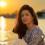 Avneet Kaur Instagram - 😍🌅 #candids