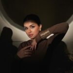 Avneet Kaur Instagram - Nobody watches you harder then the people that don’t like you.. GIVE THEM A SHOW!🤎✨