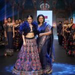 Avneet Kaur Instagram - My first time ever walking the ramp. Thank you @timesfashionweek for such an exhilarating experience ❤️ #showstopper for @houseofdeepthi ✨ MUAH @sonicsmakeup @hairbyradhika @houseofdeepthi @timesfashionweek @Timesfashionweek