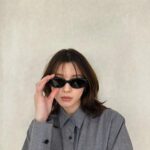 Aya Asahina Instagram – .
.
昨日は @oggi_mag の撮影💓
.
やはり撮影は本当に楽しいなー。と
感じる一日でした！♥️
.
sunglasses/ @gentlemonster 
shirt/ @sacraofficial 
.