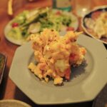 Aya Omasa Instagram - #絢ご飯 北海道鹿部町の帆立を今年も✨幸せな夕食時間🥺 とーっても甘く、最初はお刺身で２回目は日本酒バター醤油を軽く垂らしてオーブンに。絶品でした！ #北海道産#鹿部町#今日の絢ご飯