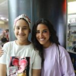 Aya Samaha Instagram - آيه سماحه عزمت الجمياه و الجدعه آيه تزور الاطفال فى مستشفى ٥٧٣٥٧.. لعبنا و اتصورنا و وزعنا لعب و هدايا.. اتفرجوا على الصور و شجعوا غيركم يزورنا.. شكرآ من هنا لبكره يا آيه على اليوم الحلو ده❤️