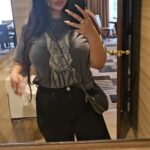 Ayesha Takia Instagram - Love n peace...💋💋