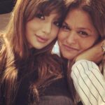 Ayesha Takia Instagram - Mama love @faridahtakia 😍❤️
