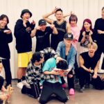 Ayumi Hamasaki Instagram - 昨日の夜、一年前のカメラロールを見ていた。 いつかの遠くのゴールを手探りでただひたすらに、がむしゃらに目指している私達が居た。あの頃は本当に毎日リハーサルやってもやっても終わらなかったなぁ。 チケット予約スタートしたらTAでSOLD OUTが相次いで一般席が用意出来なくなって、TAツアーじゃん！てなったのも懐かしいなぁ。今日も激戦を勝ち抜いた皆が集まってくれていると聞きました。昨夜緊急会議をして、見にくかったり聴こえづらかったり身動きとりづらかったりが多少あるかも知れないけれど、ギリギリまで機材をつめて1人でも多くTAが入れるようにしよう！となり、今日スタッフの皆様が頑張って下さり当日券を出せる事になりました。 沖縄ファイナル2daysを残し、いよいよ今夜18:30〜大阪で三幕セミファイナル。どんなステージを一緒に創れるかな✨✨✨(福井、石川は振替限定公演をお届けする予定です☺️) 宜しくお願いいたします！ #ayu47都道府県tour #大阪TA #遠征組TA #49公演目🙏
