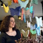 Azra Akın Instagram - Yeni hayat için yeni oda hazırlığı başlasın o zmn… 🦋🦋👫🏻 Ne yapılır? @isinmumcuartisan ‘a gidilir…🎨✨