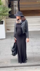 Azra Akın Instagram - Sevgili Yasemin’in objektifinden,toplantı öncesi…🤍