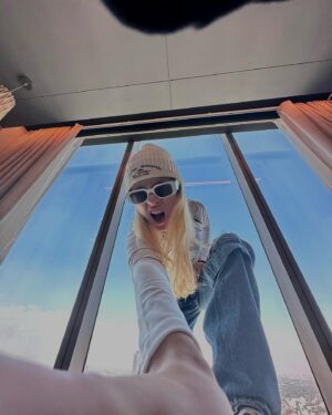 Azul Guaita Instagram - Happy new years from my family to yours 👁️‍🗨️