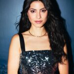 Bárbara López Instagram - ¡¡¡Por fin!!! @cosmopolitanmx gracias por esta hermosa portada que moría por compartir. Gracias siempre por este hermoso espacio lleno de talento. Fotos: @weshootmuch Styling: @rodrigoaalcantara Makeup: @israquiroz para @sisleyparisofficial con la nueva Phyto Teint Perfection Pelo: @alejandroiniguezhair para @hairrituelbysisley Locación: @_maison_celeste Entrevista: @gabrielavceja Y mi más especial gracias a @puntoentmx @michelleverdugo por todos estos sueños alcanzados 🫡 ✨🦋 gracias infinitas 🦋✨