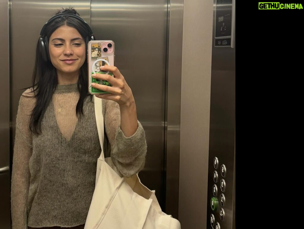 Bárbara López Instagram - Por el momento pura selfie porque pues… ya saben