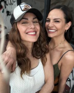 Bárbara Mori Instagram - Te amo y te admiro y soy muy feliz de caminar esta vida a tu lado mine mine.❤️✨